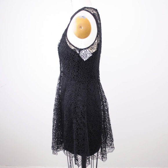 NEW NBD Solitude Bliss Dress Mini Lace Floral - Picture 3 of 7